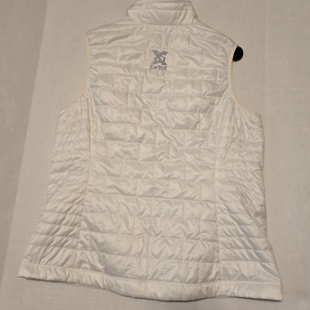 Patagonia White Quilted Vest for Layering - Picture 2 of 8